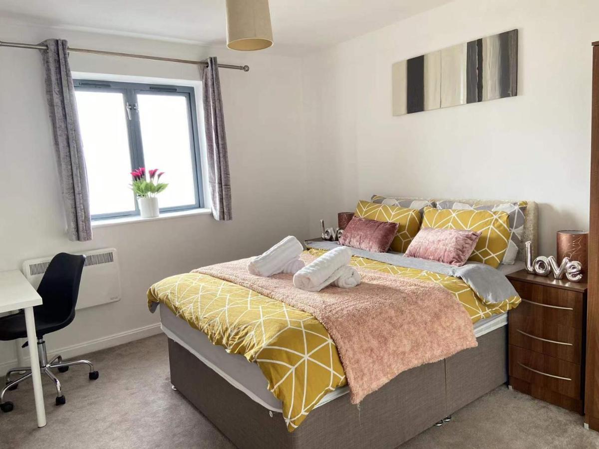 Beach Front Apt With Stunning Sea View Swansea Kültér fotó